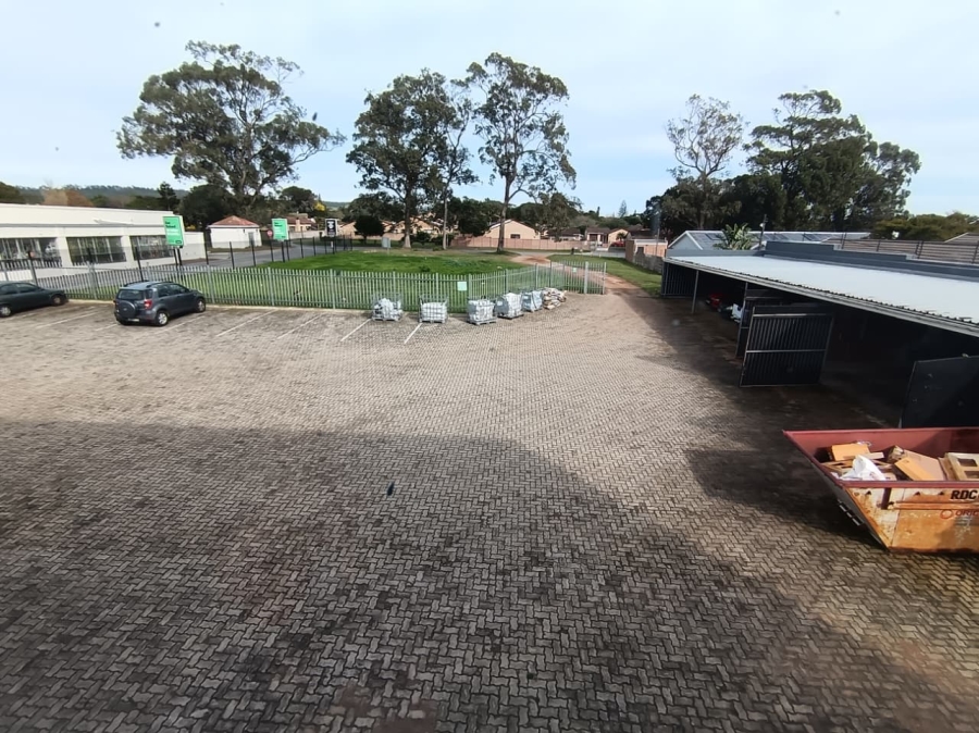 To Let Commercial Property for Rent in Lorraine Eastern Cape